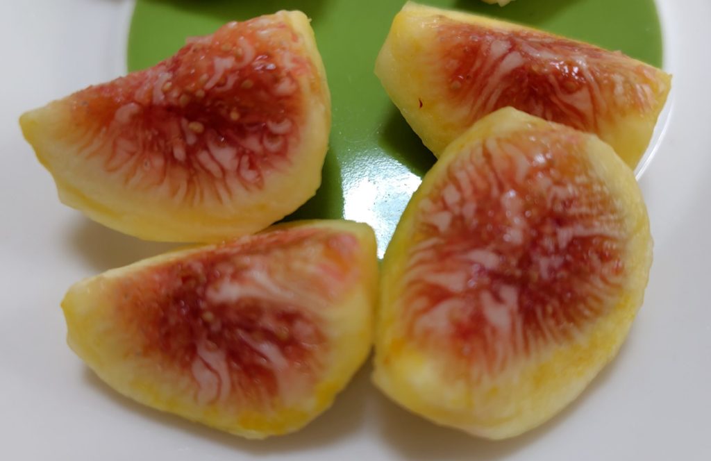 ゼブラスイートを皿に盛った様子