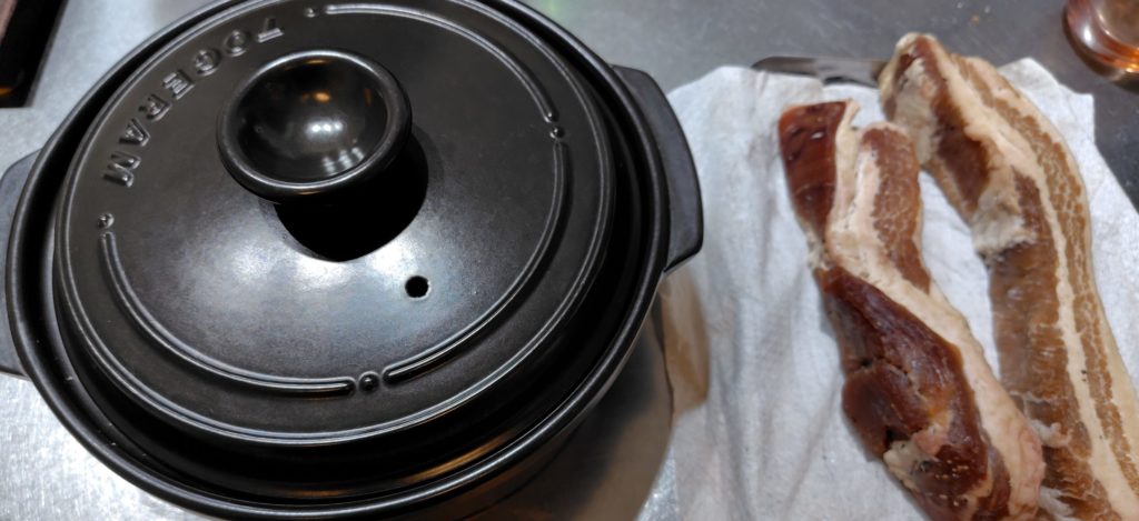 燻製鍋とベーコン